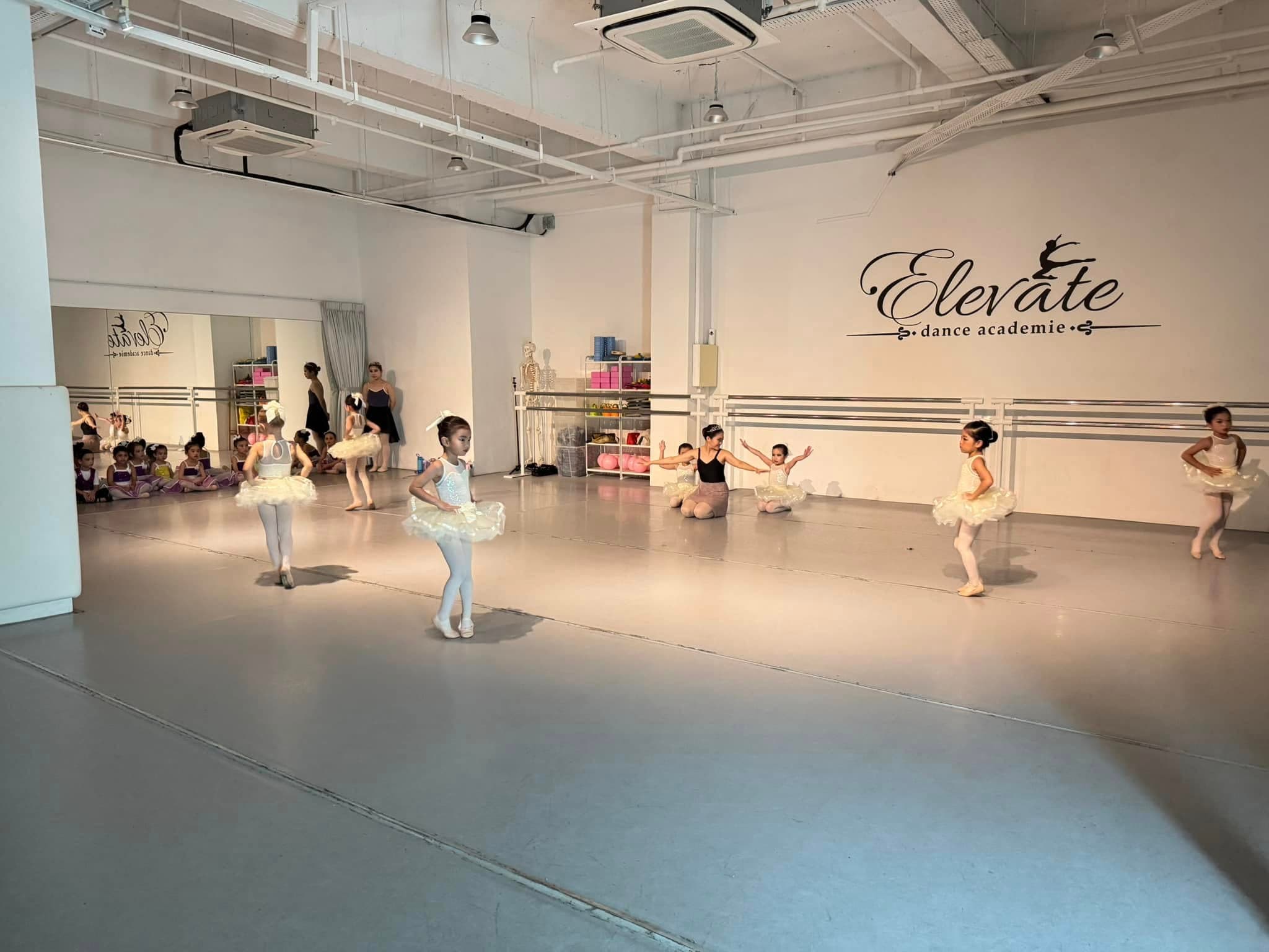 Elevate Dance Academie