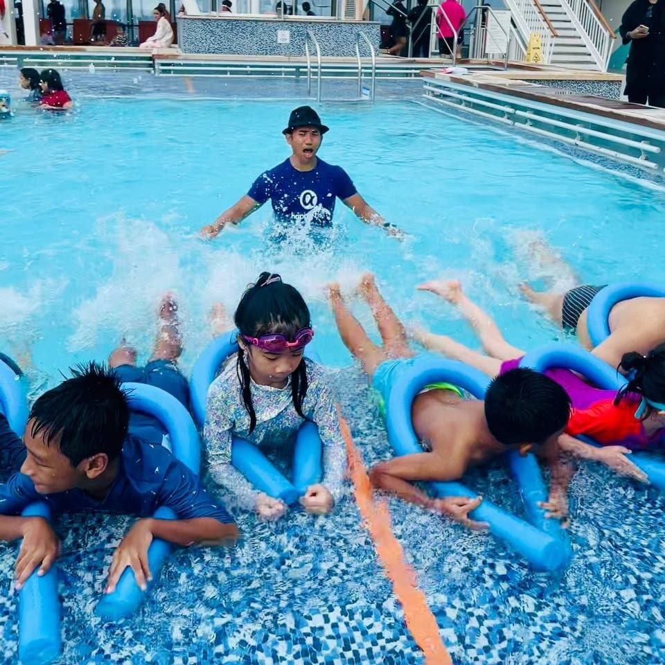 Happy Fish Swim School photo 2
