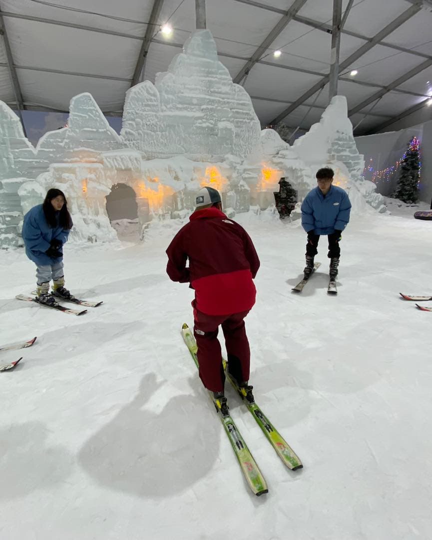 Singapore Ski and Snowboard Academy